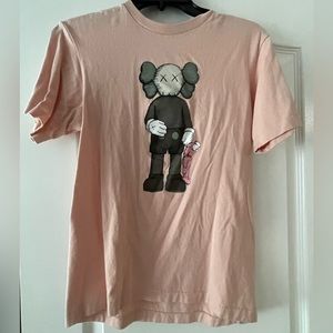 Uniqlo x KAWS T-shirt